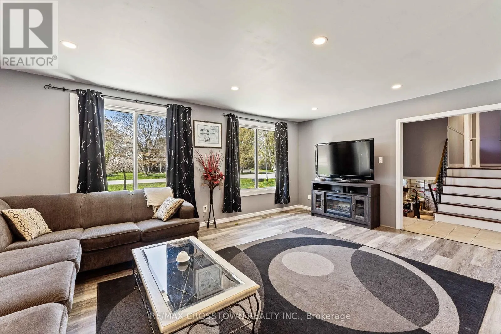 204 CAMILLA CRESCENT
