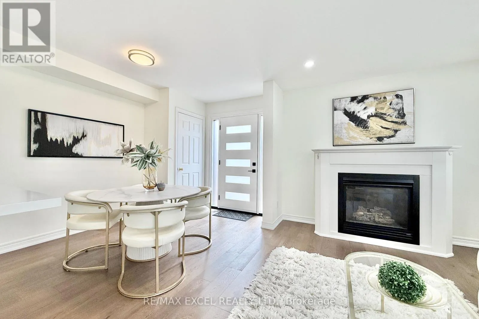 455 WHITE'S HILL AVENUE