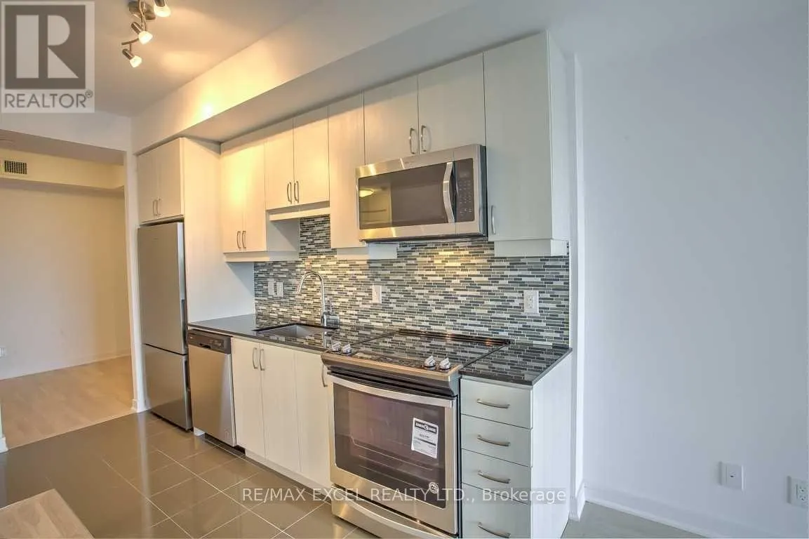605 - 9191 YONGE STREET