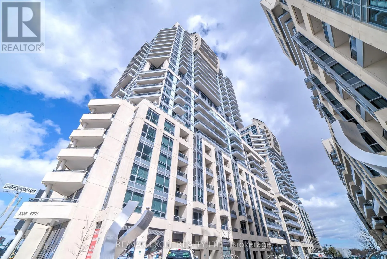 605 - 9191 YONGE STREET