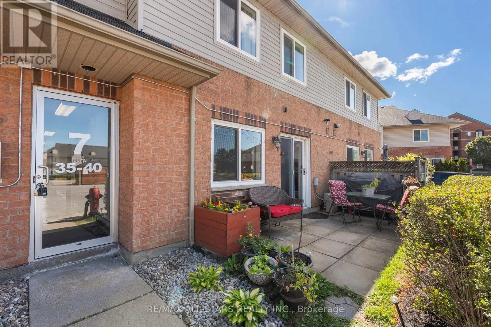 36 - 1 TESTA ROAD