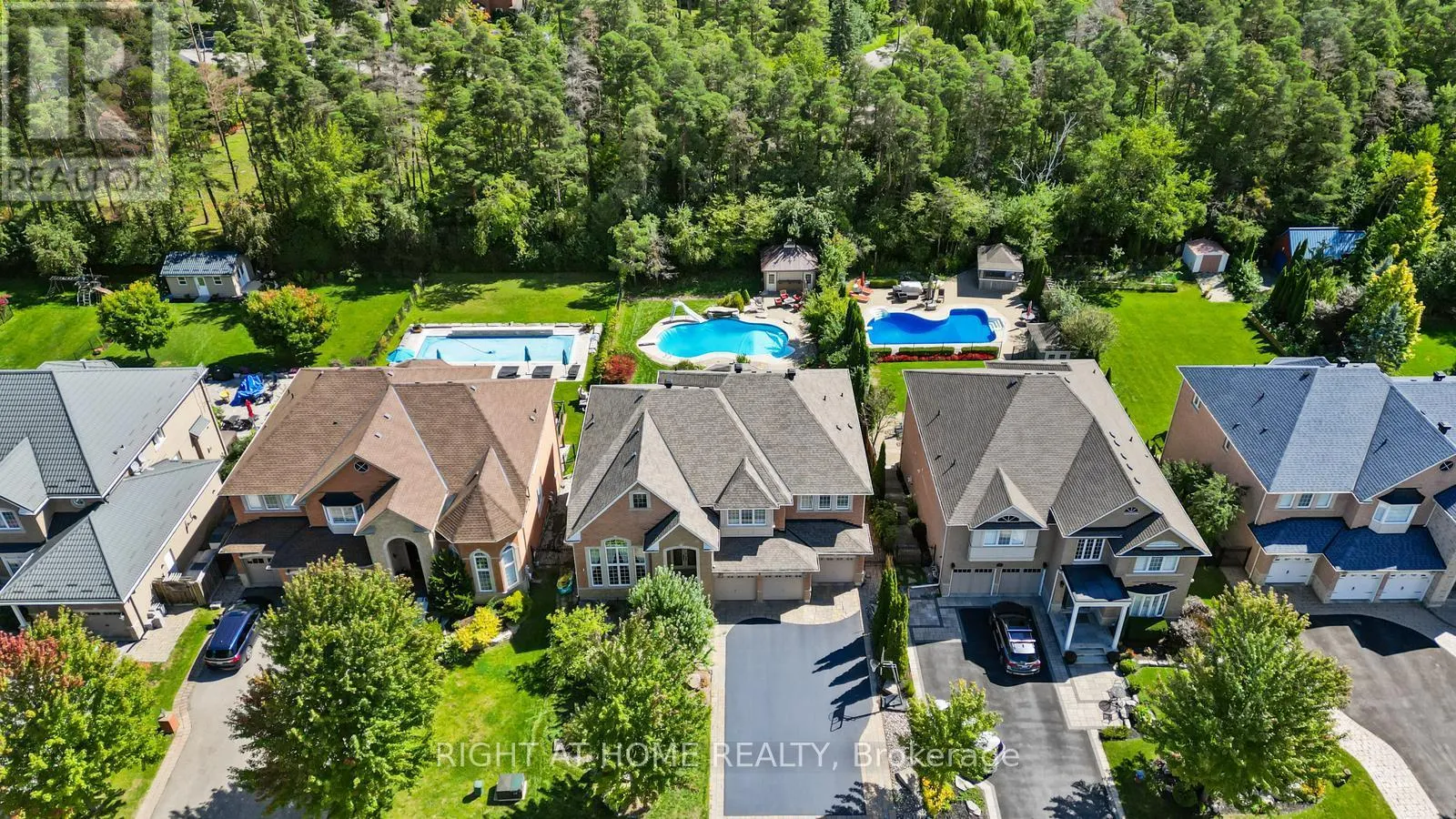 21 LUPINE CRESCENT