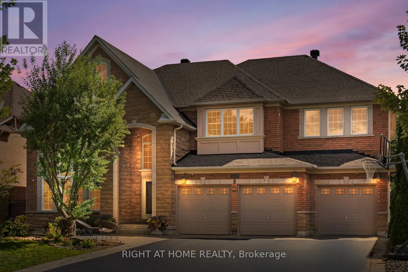 21 LUPINE CRESCENT