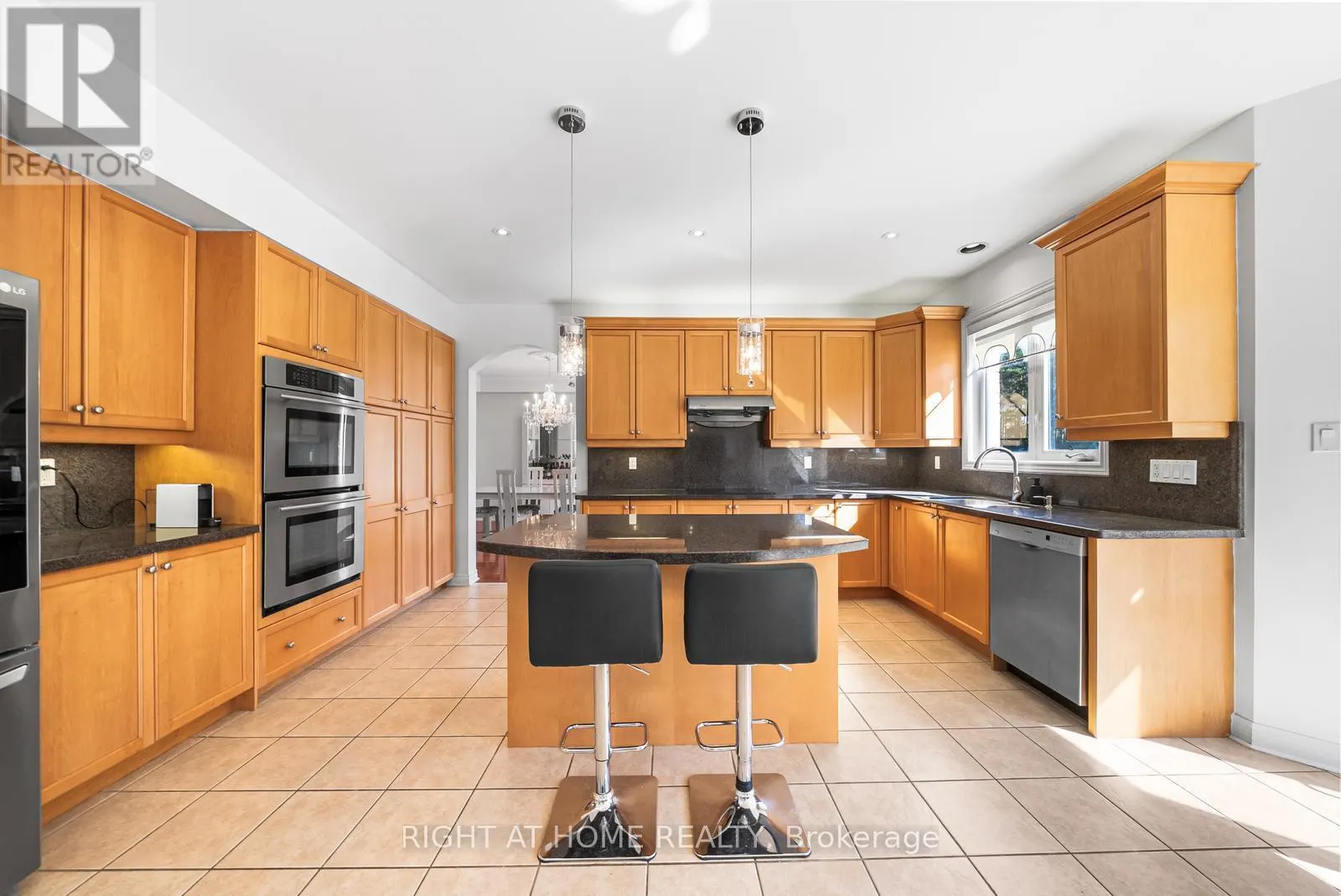 21 LUPINE CRESCENT