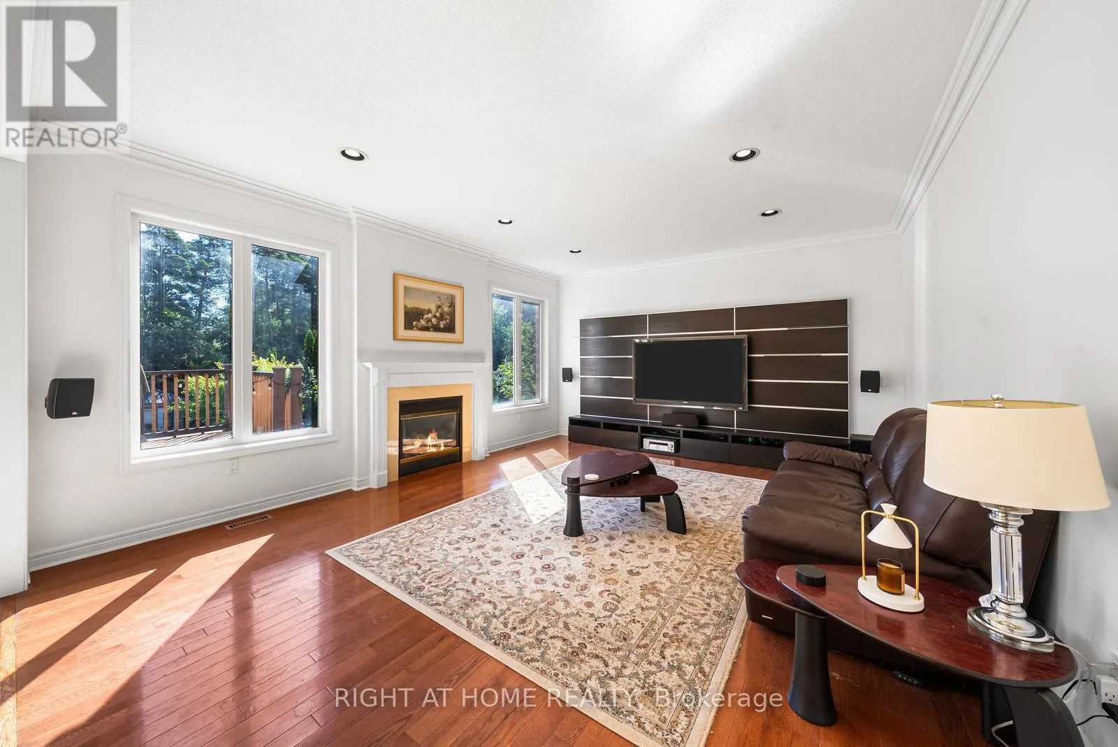 21 LUPINE CRESCENT