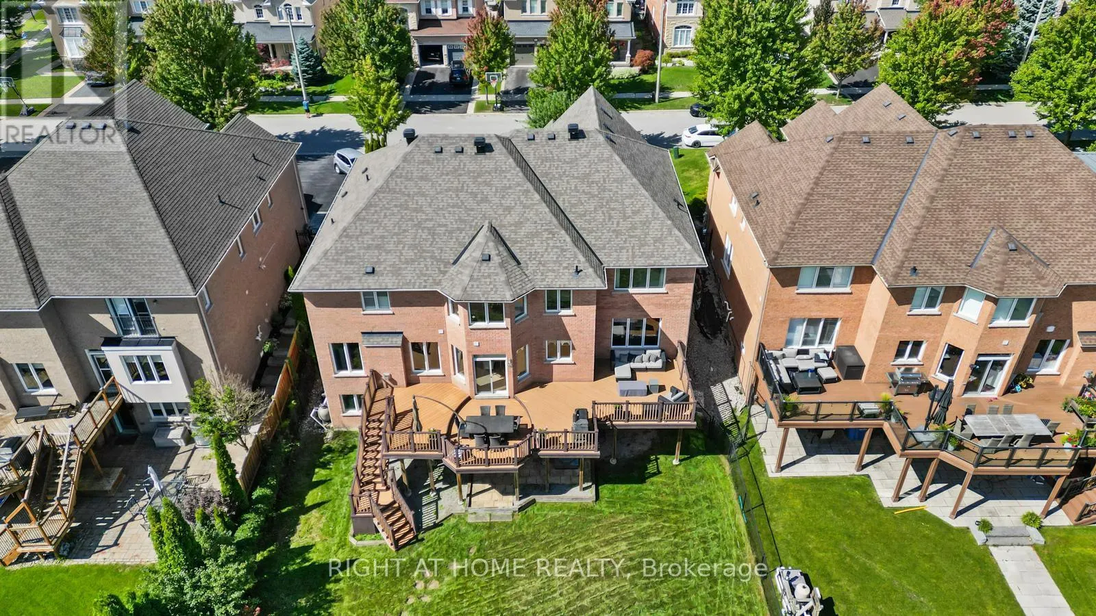 21 LUPINE CRESCENT