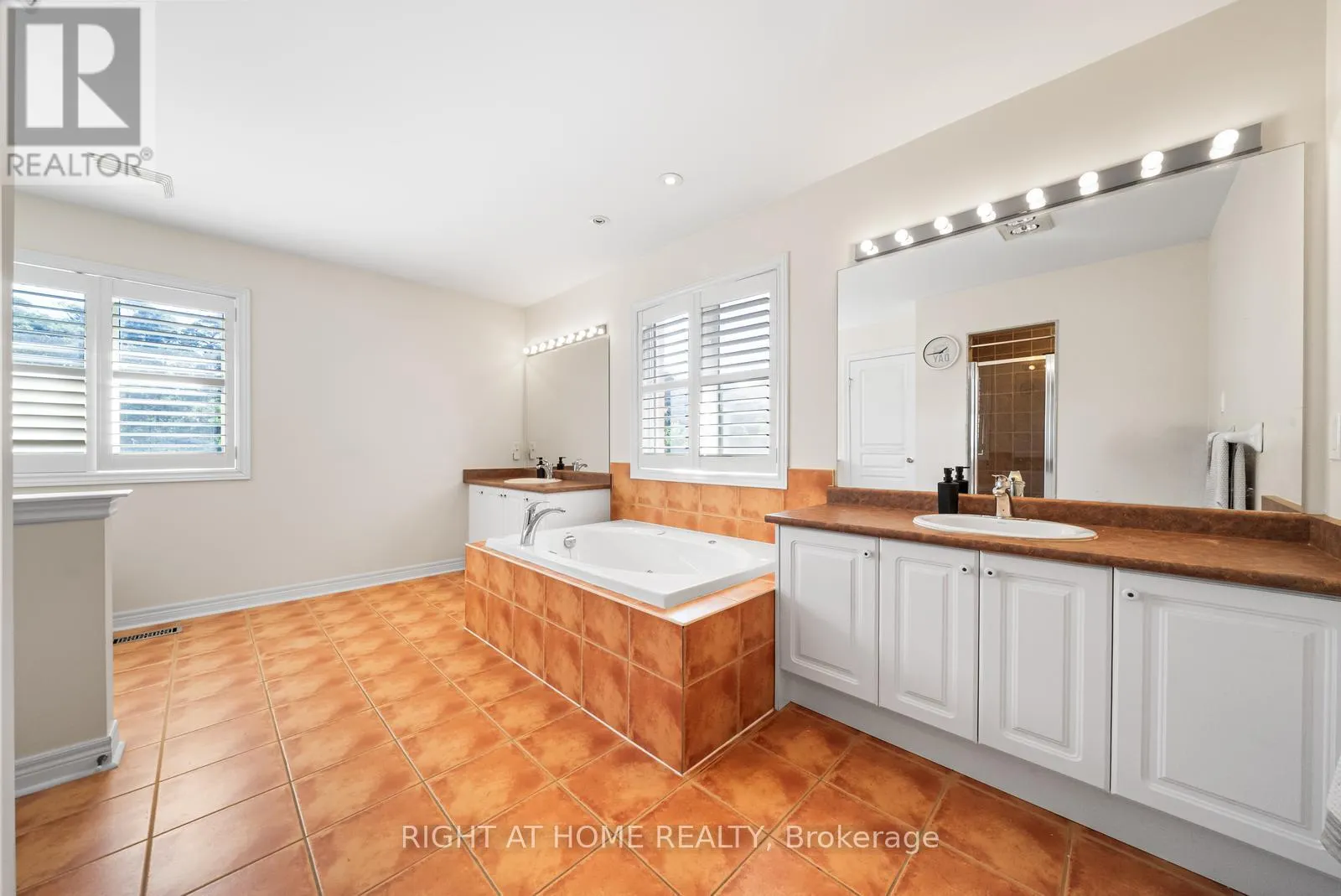 21 LUPINE CRESCENT