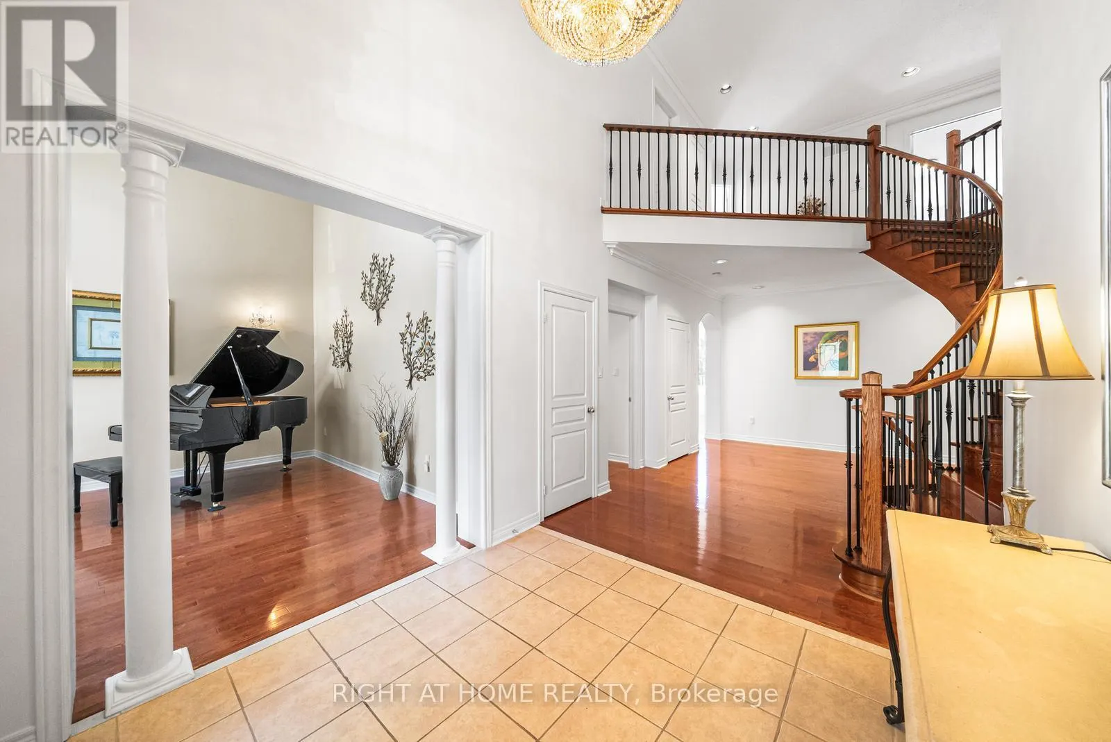 21 LUPINE CRESCENT