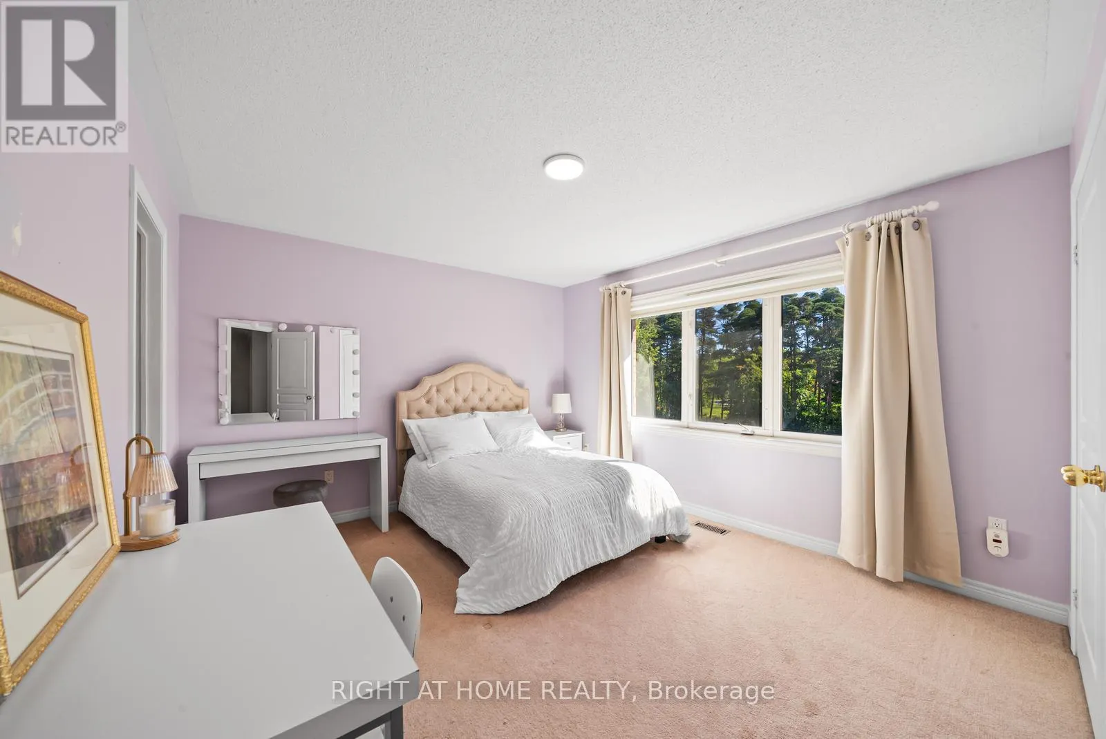21 LUPINE CRESCENT