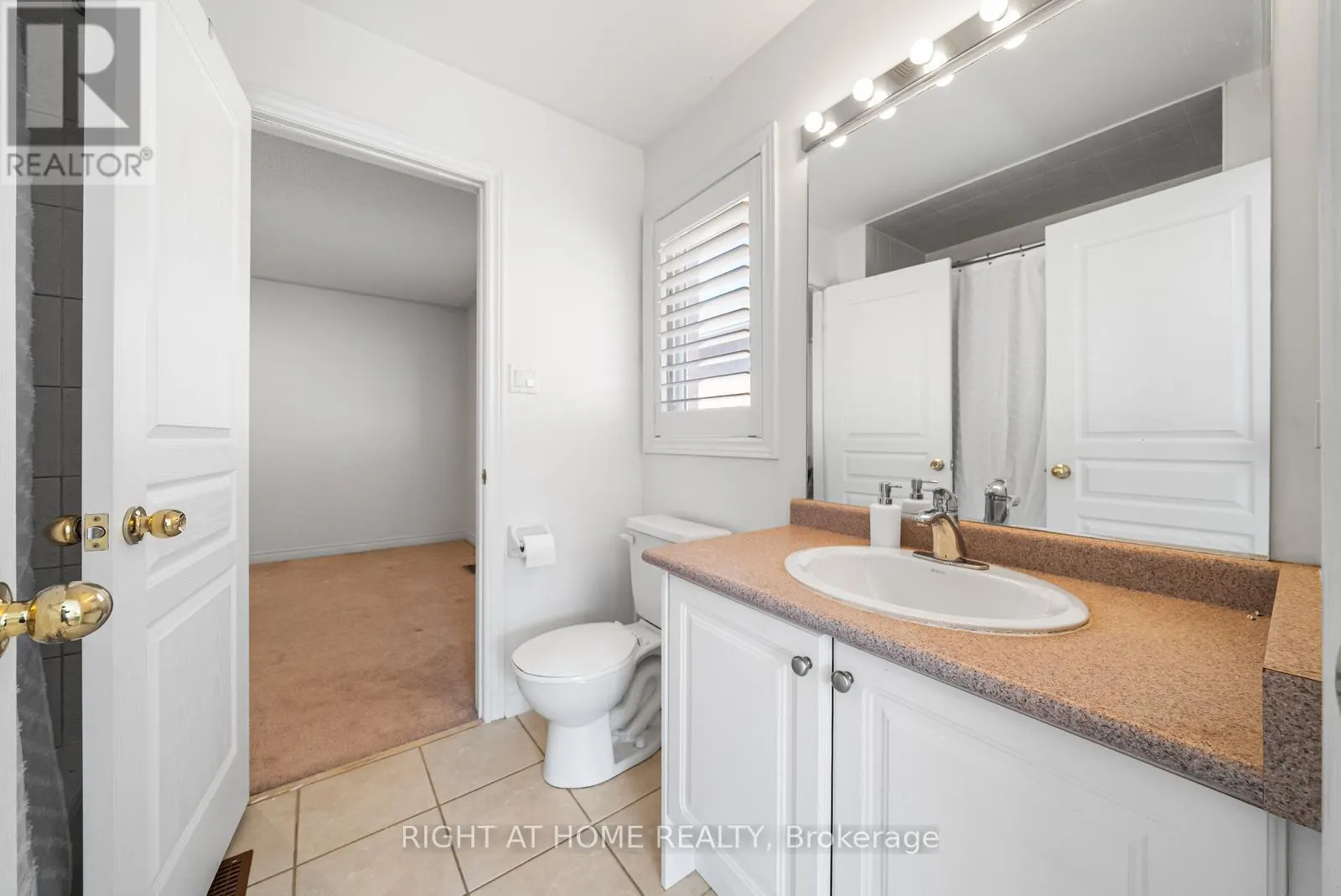21 LUPINE CRESCENT