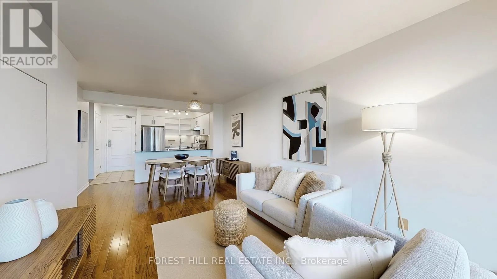 417 - 350 RED MAPLE ROAD