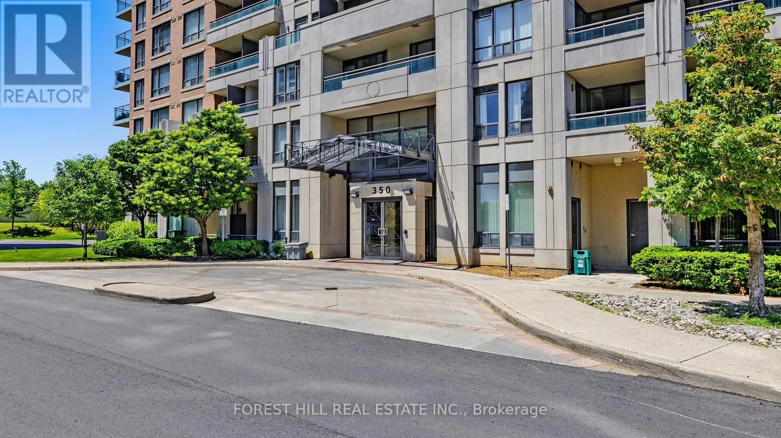 417 - 350 RED MAPLE ROAD
