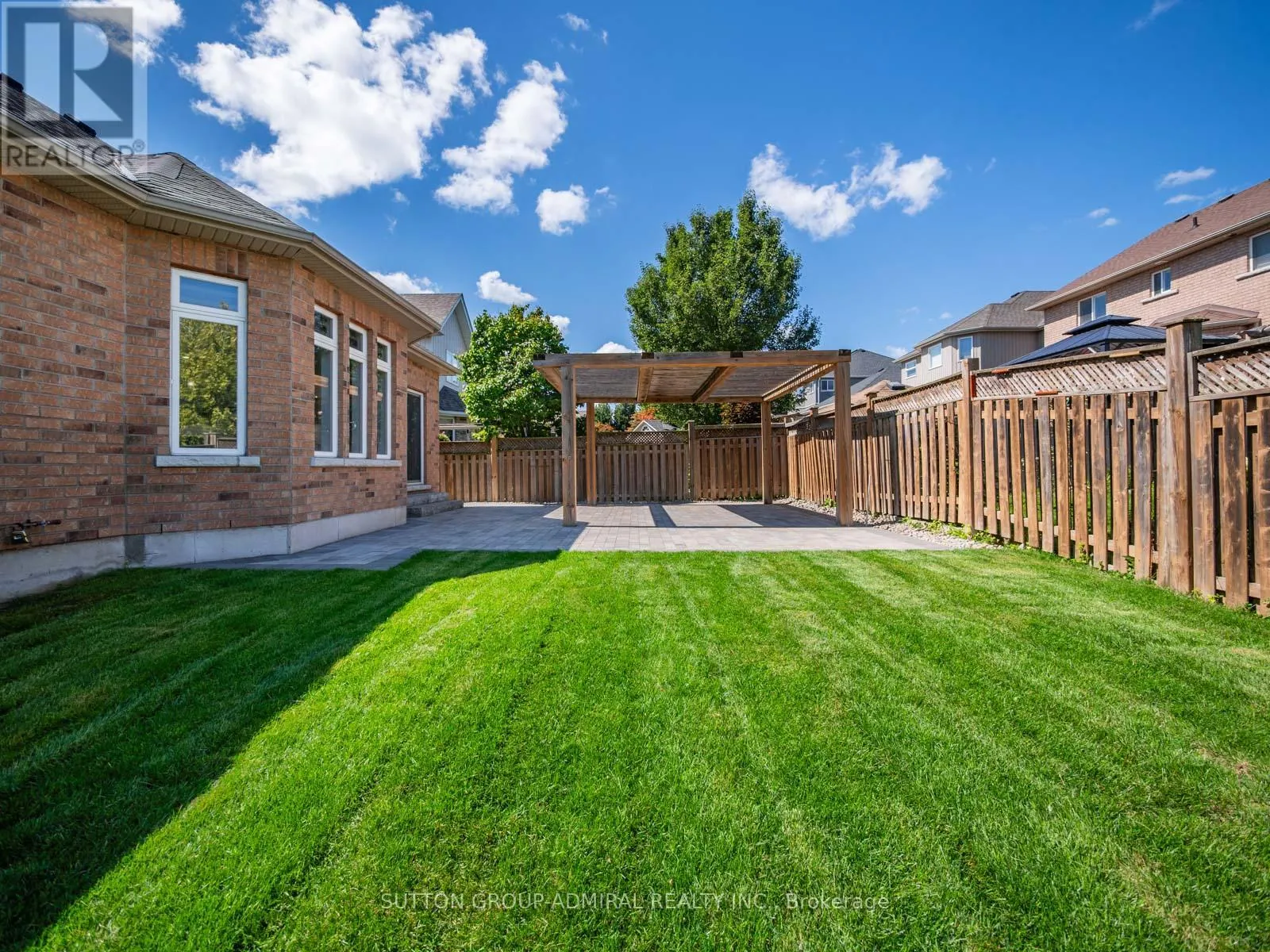 62 GARDINER DRIVE