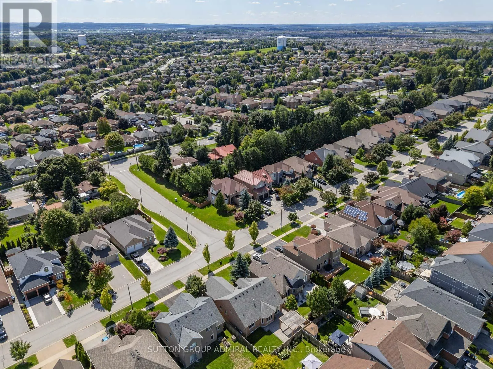 62 GARDINER DRIVE