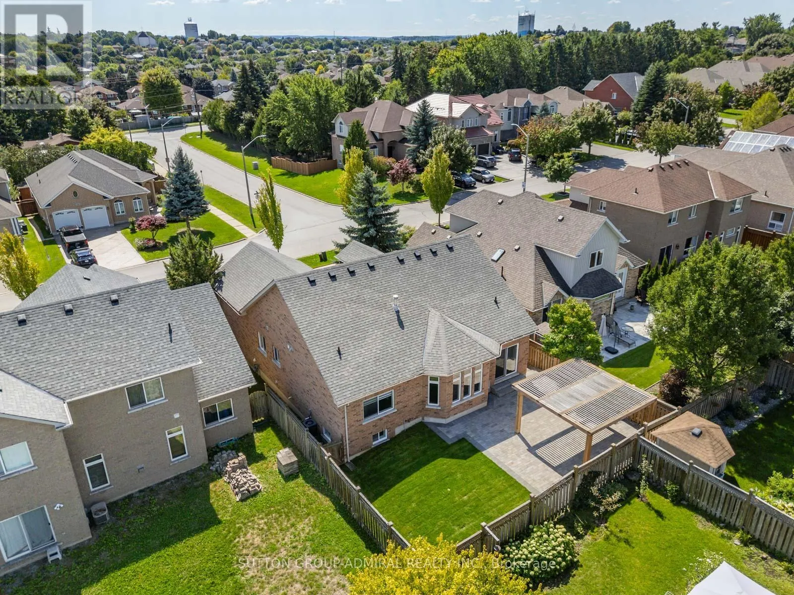 62 GARDINER DRIVE