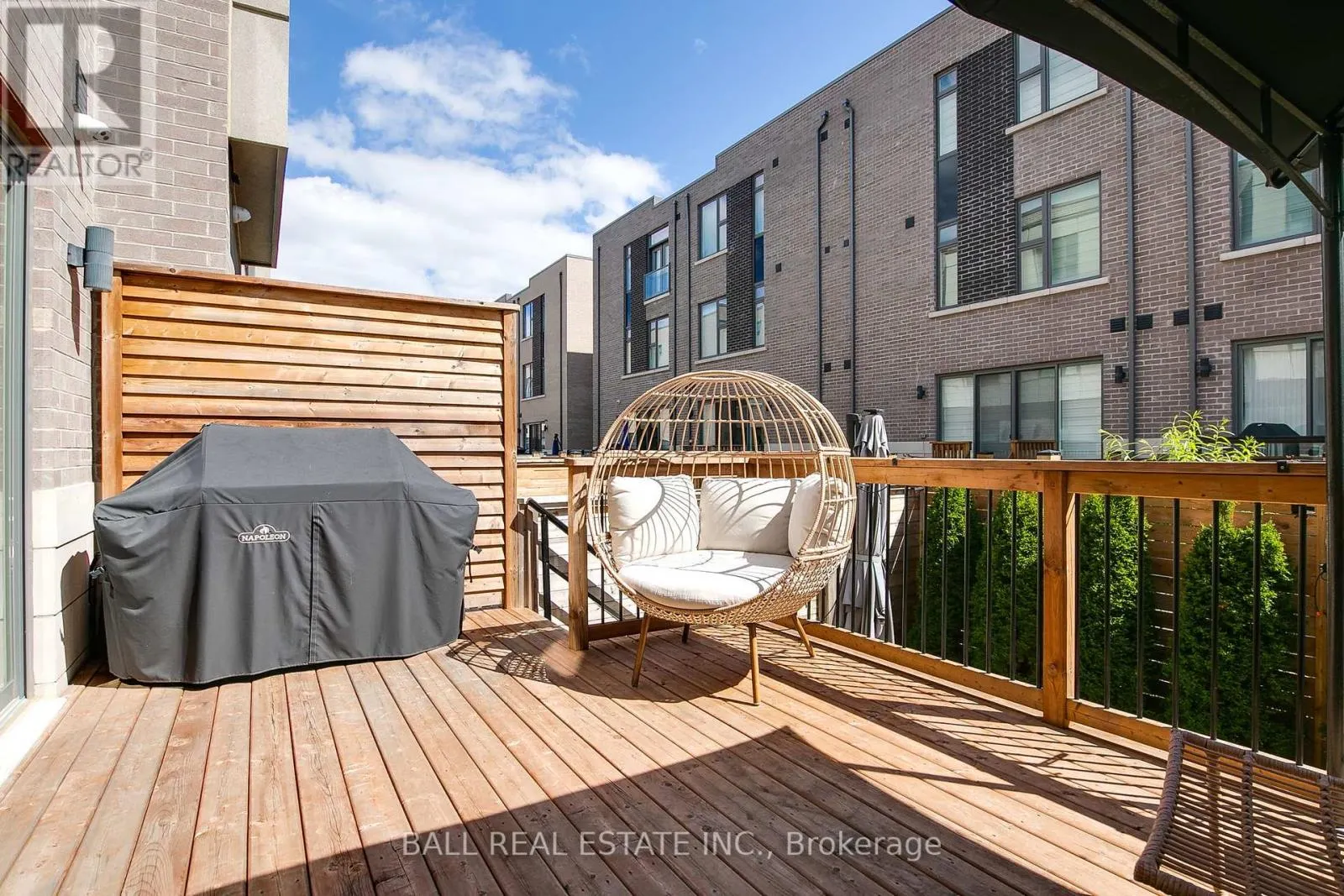255 SMALLWOOD CIRCLE