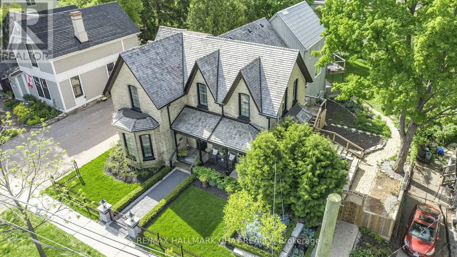 11 CATHERINE AVENUE