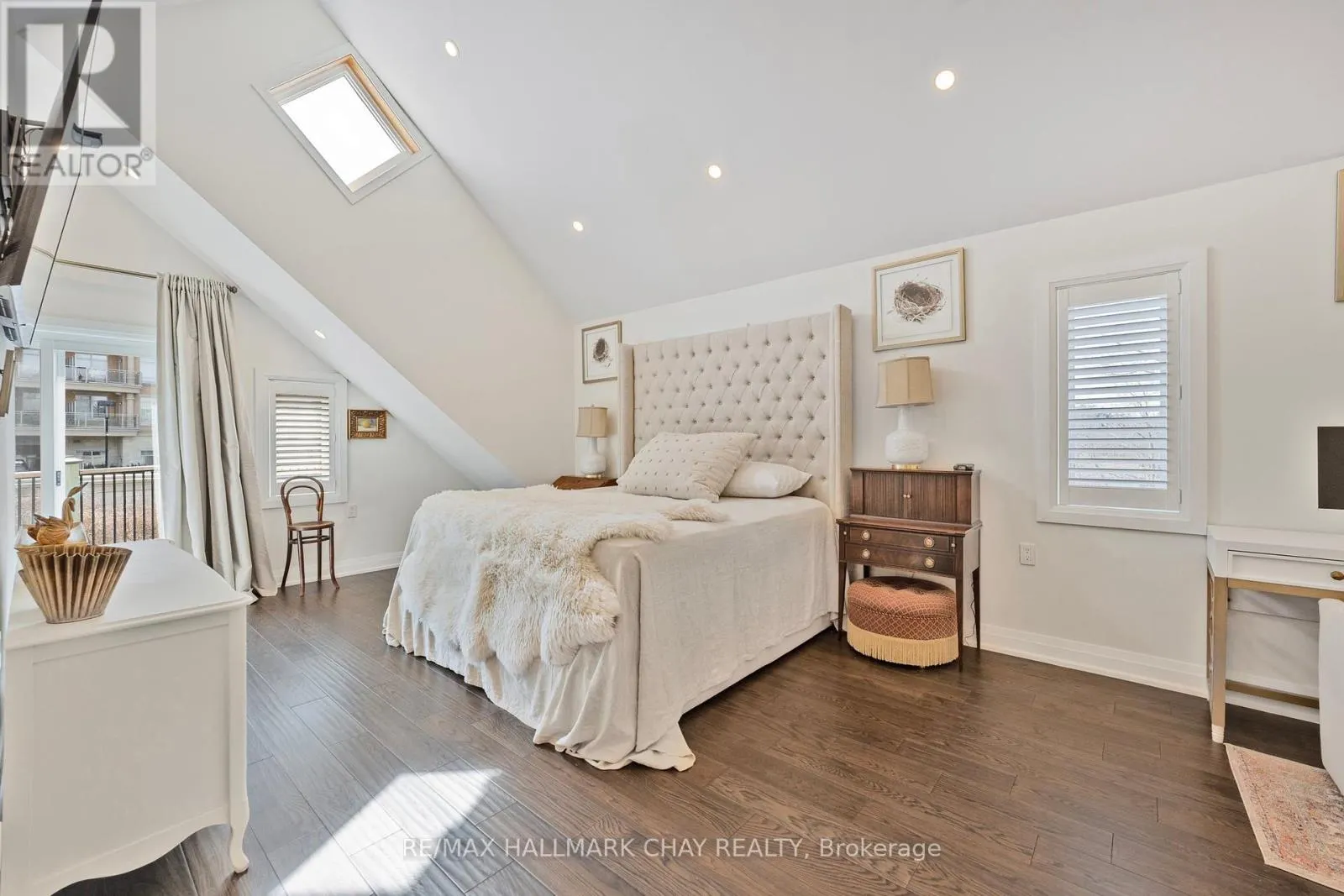 11 CATHERINE AVENUE