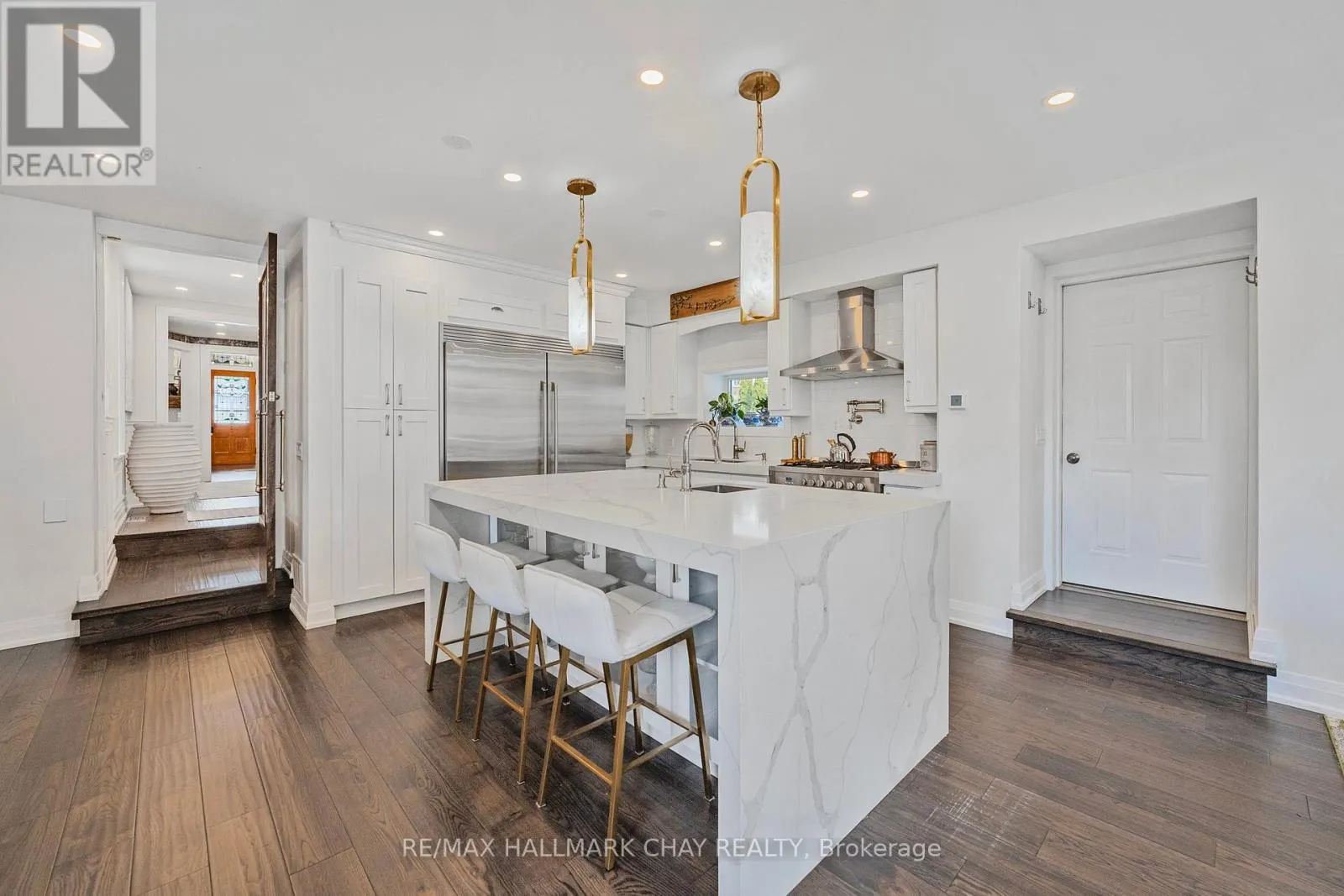 11 CATHERINE AVENUE
