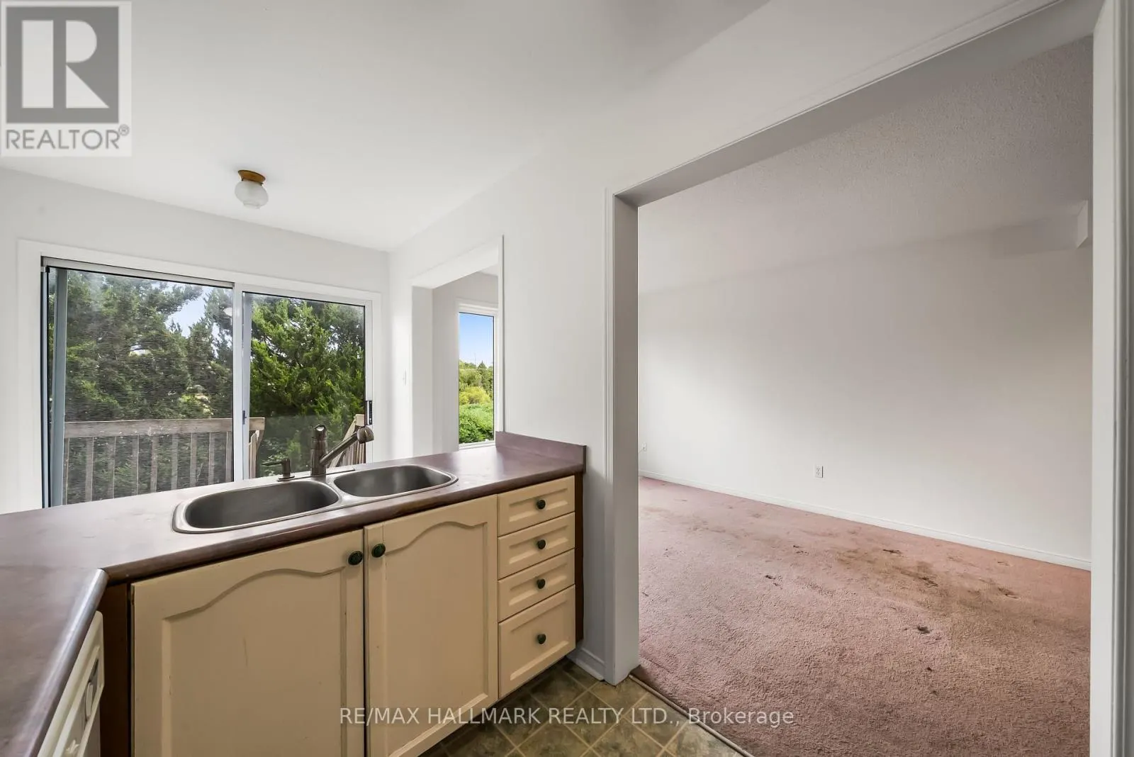 302 PINNACLE TRAIL