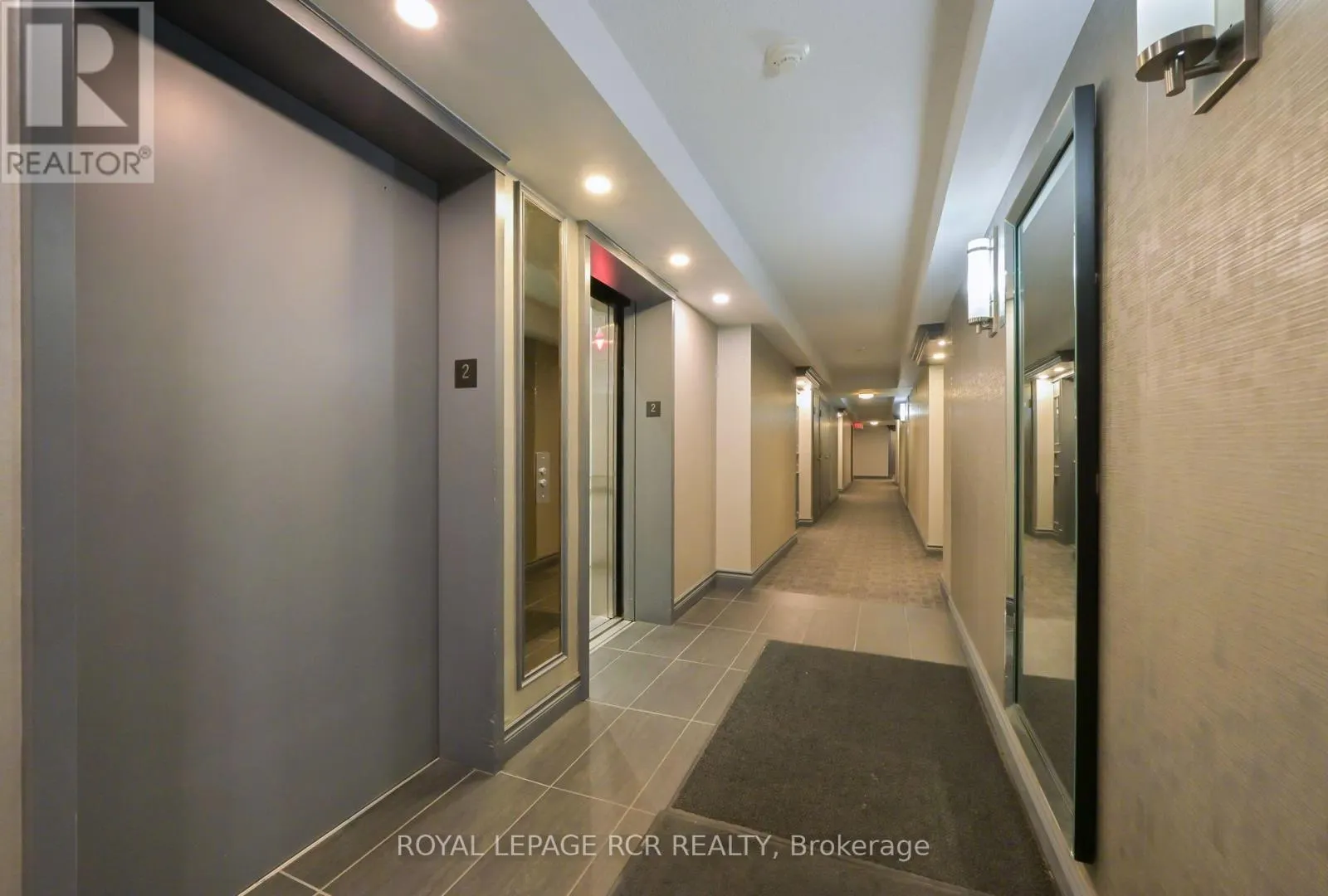 214 - 4 BRIAR HILL HEIGHTS