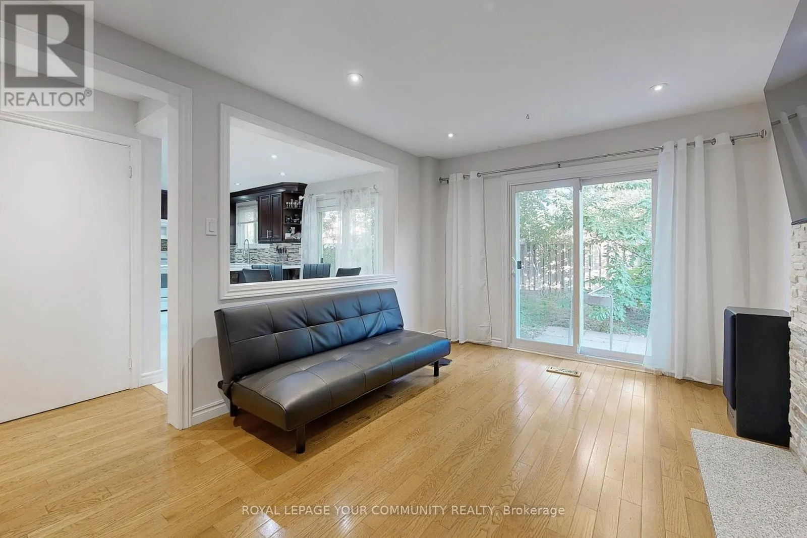 287 MANCHESTER DRIVE