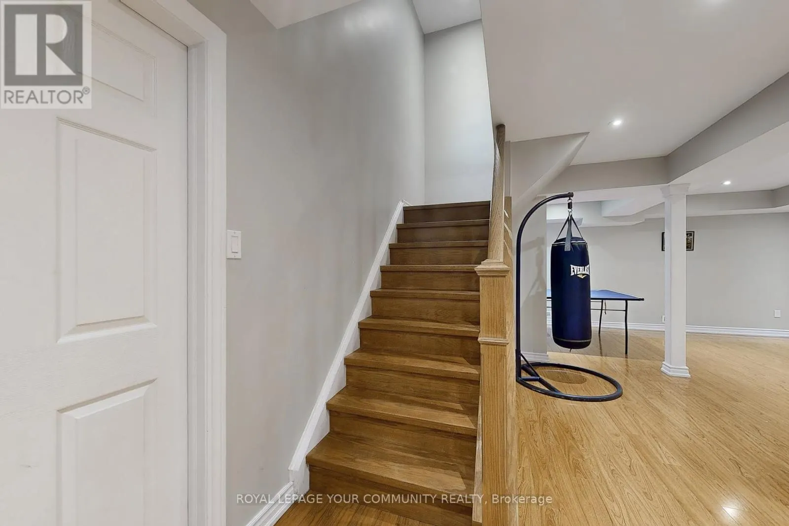 287 MANCHESTER DRIVE