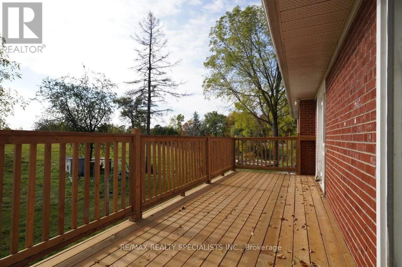 17 GORMLEY ROAD W