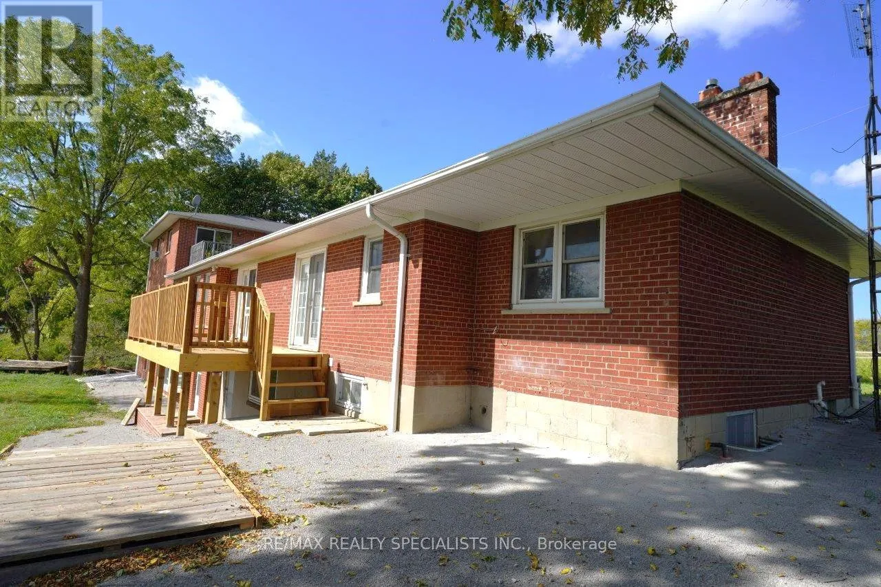 17 GORMLEY ROAD W