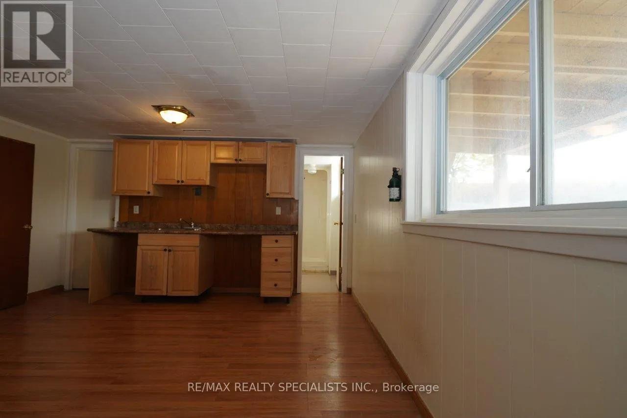 17 GORMLEY ROAD W