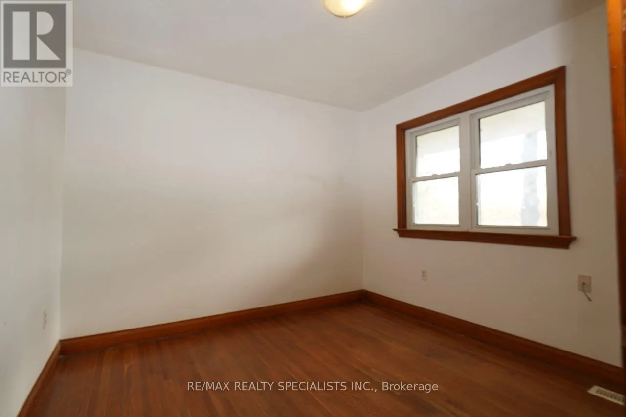 17 GORMLEY ROAD W
