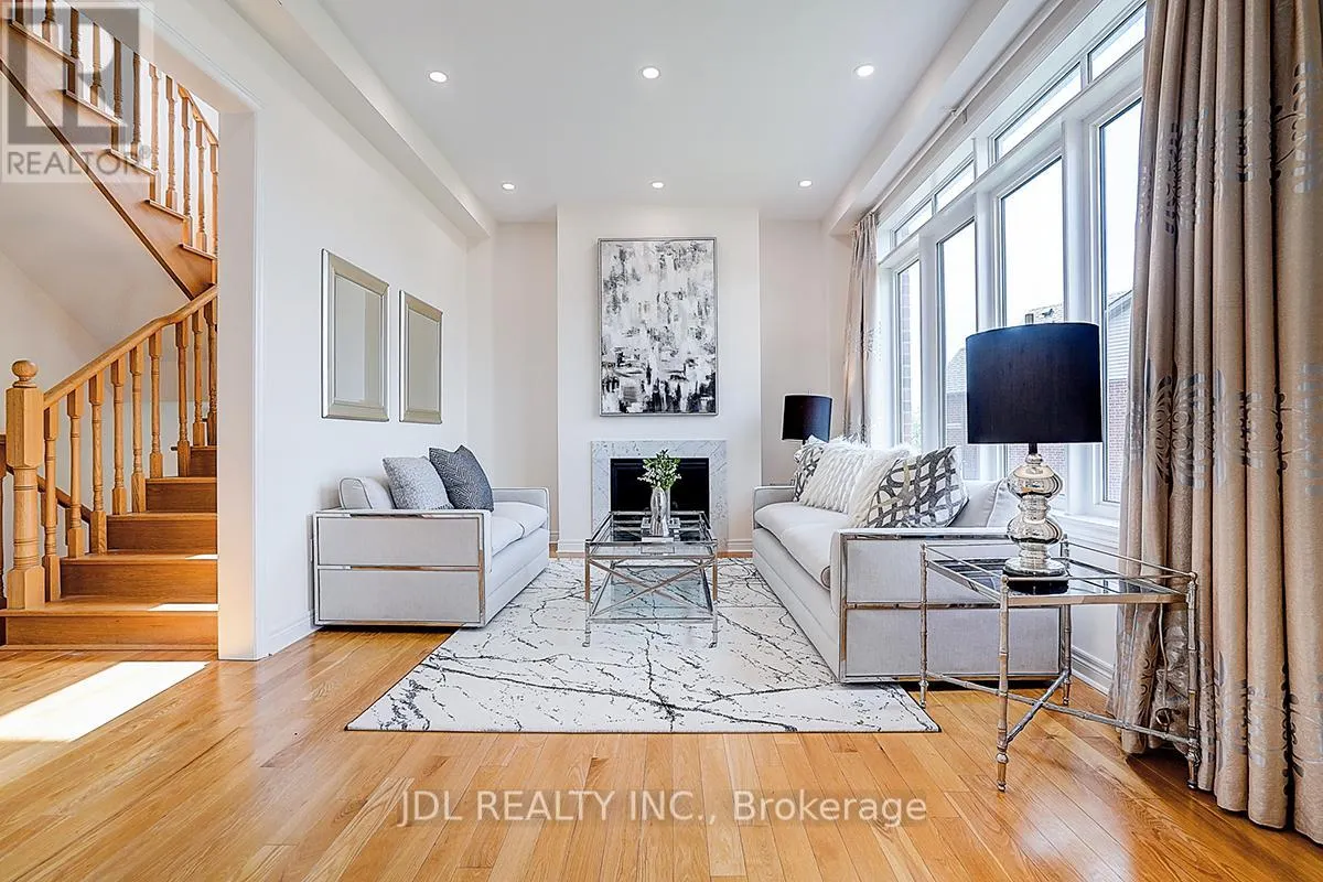 10 CAINE STREET