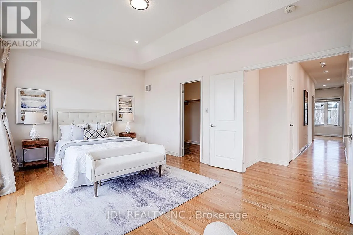 10 CAINE STREET