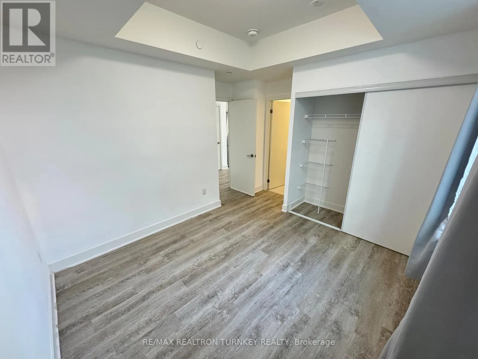 018 - 185 DEERFIELD ROAD