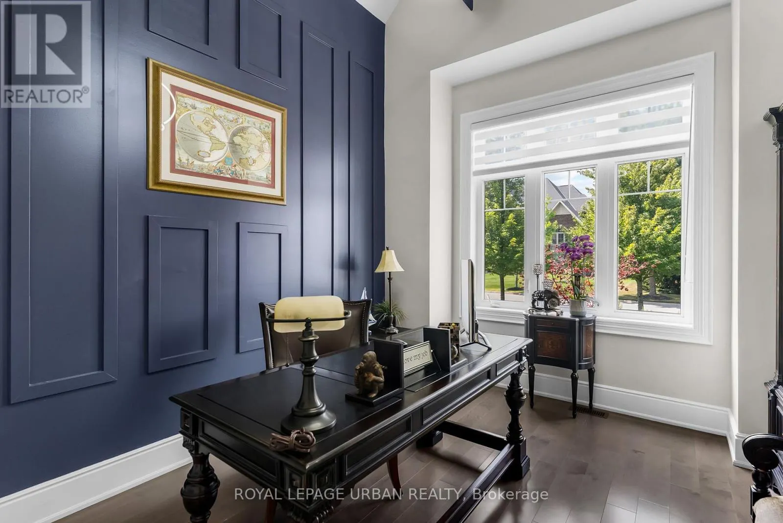 15 COUNTRY CLUB CRESCENT