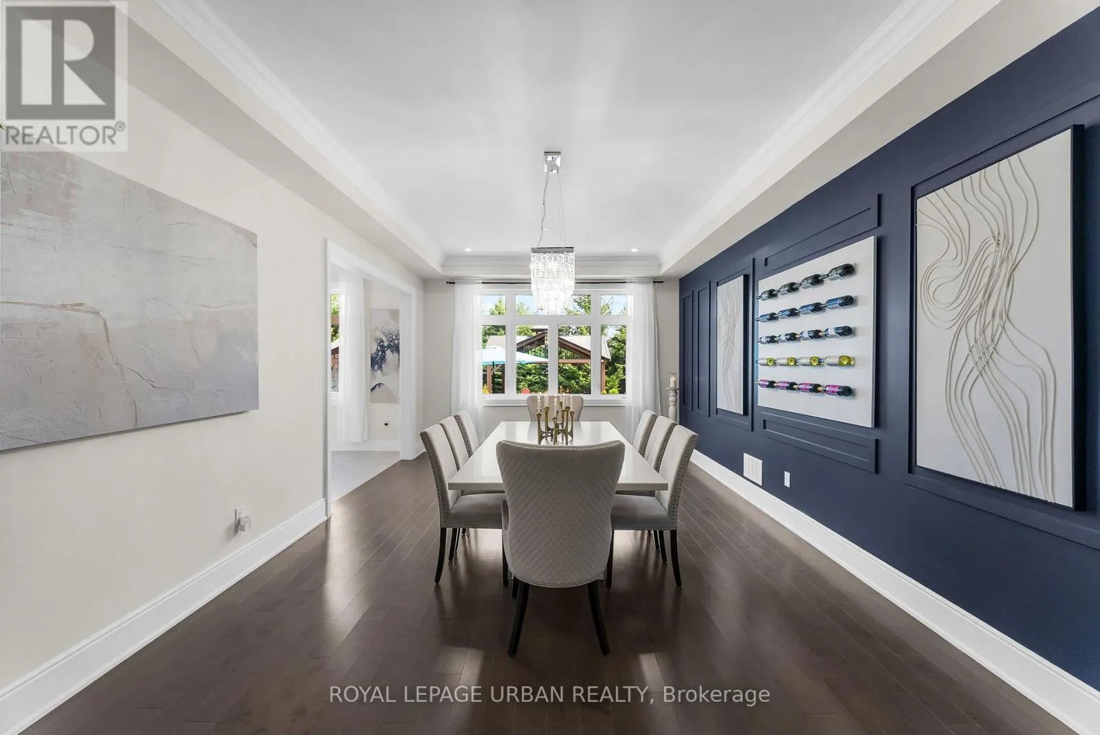 15 COUNTRY CLUB CRESCENT
