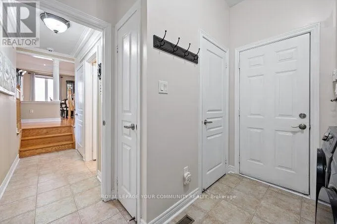 40 BARBERRY CRESCENT