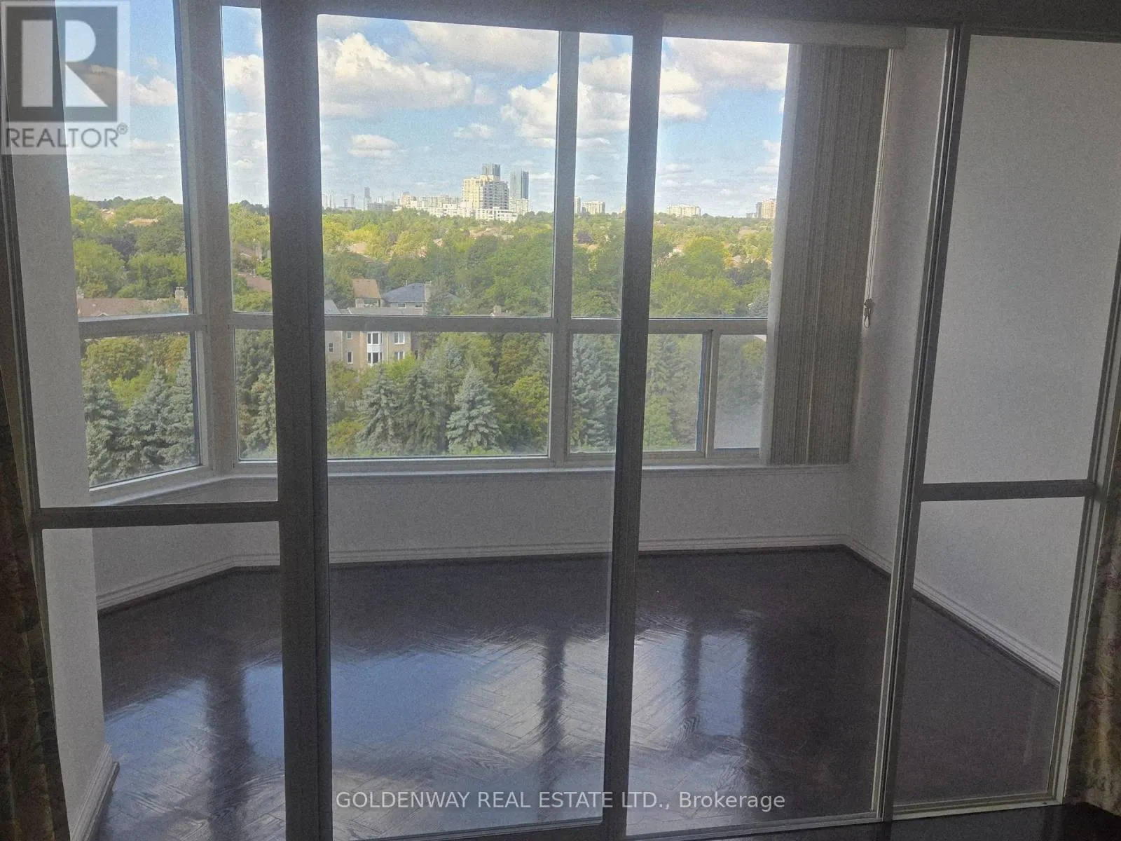 1012 - 7300 YONGE STREET