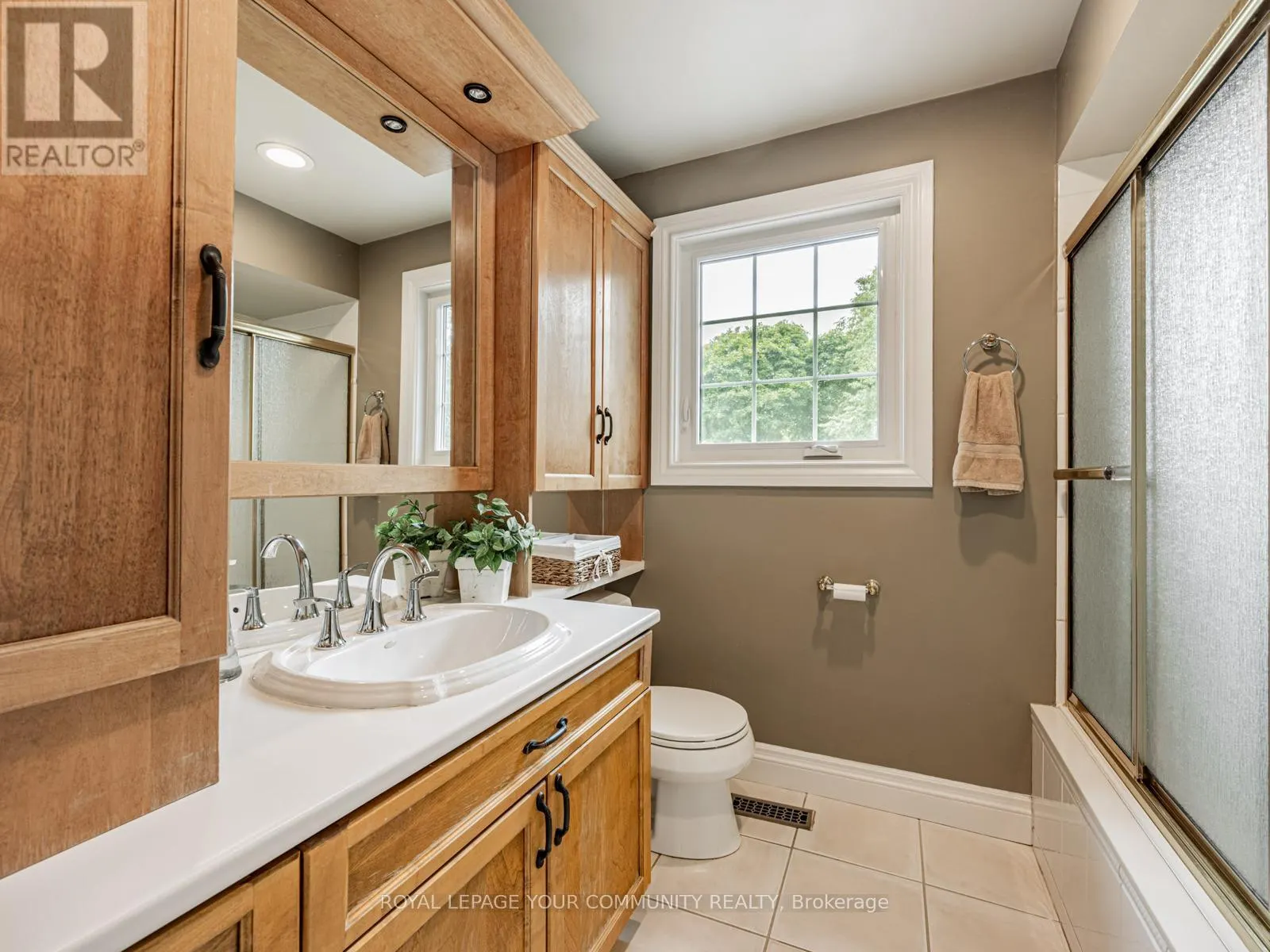 10 BANQUO ROAD