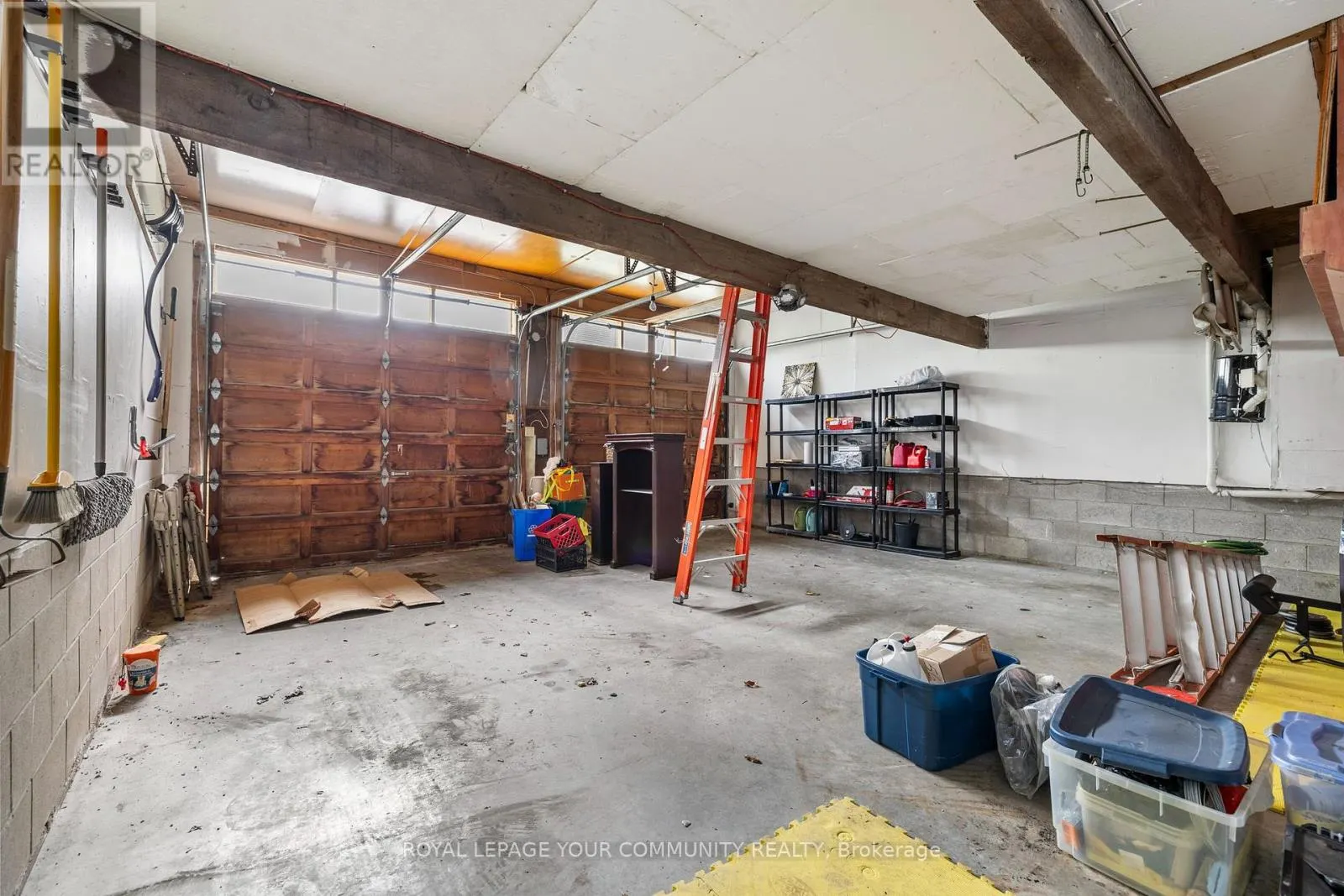 38 SPRUCE AVENUE S