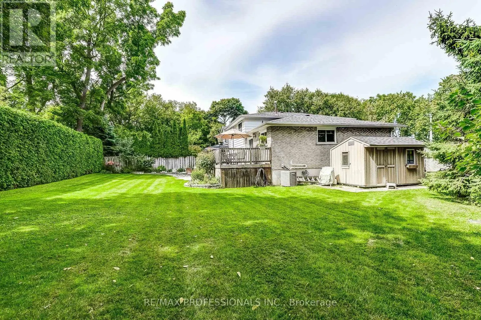 21 BIRCH COURT