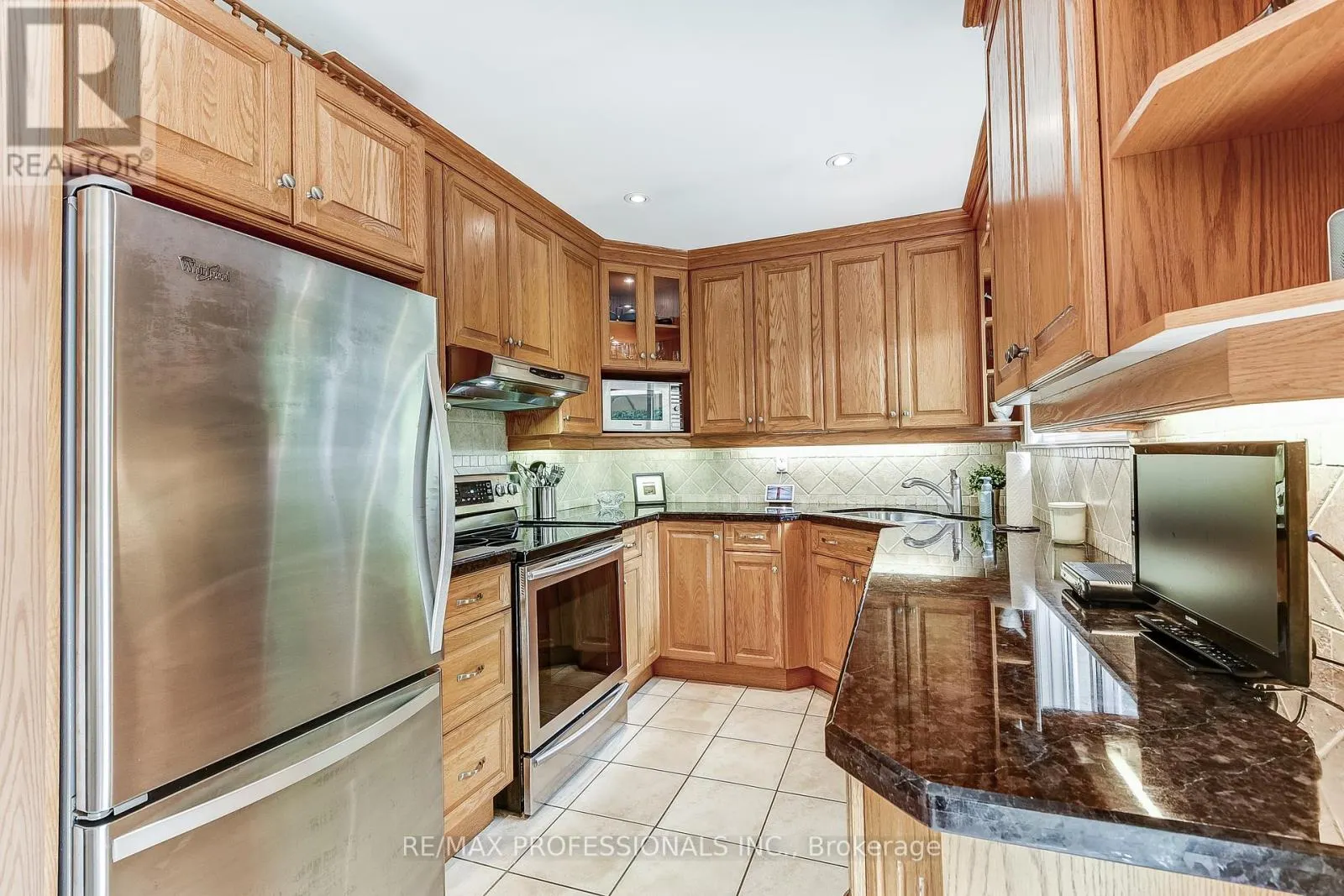 21 BIRCH COURT