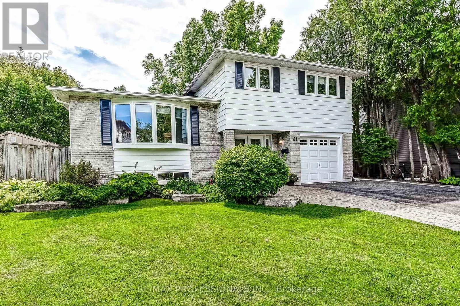 21 BIRCH COURT