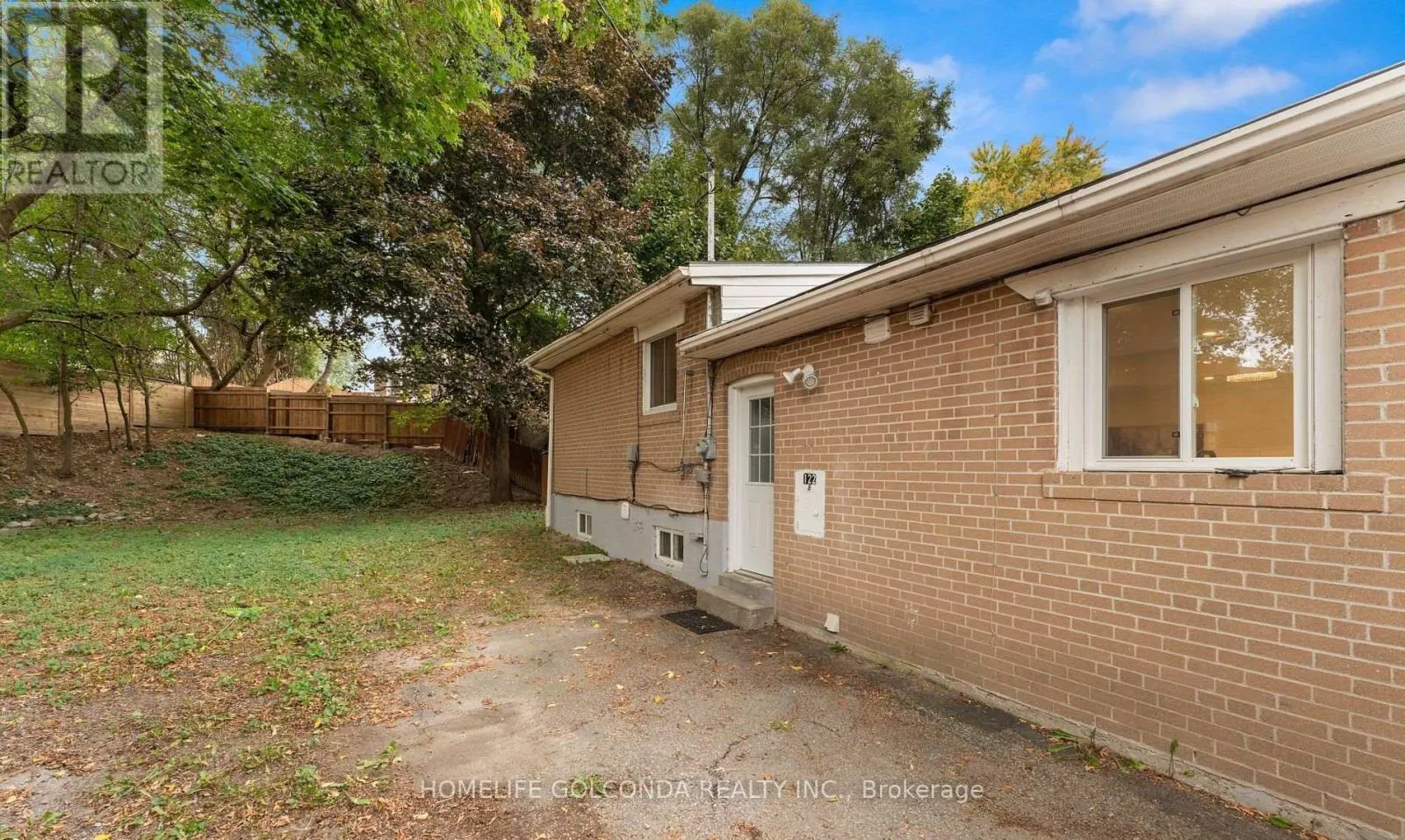 BASEMENT - 122 LONGFORD DRIVE