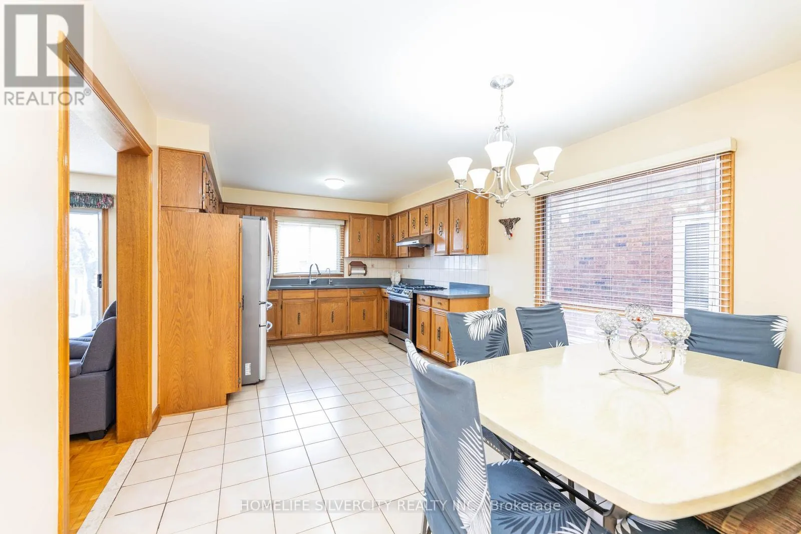 144 JACKMAN CRESCENT