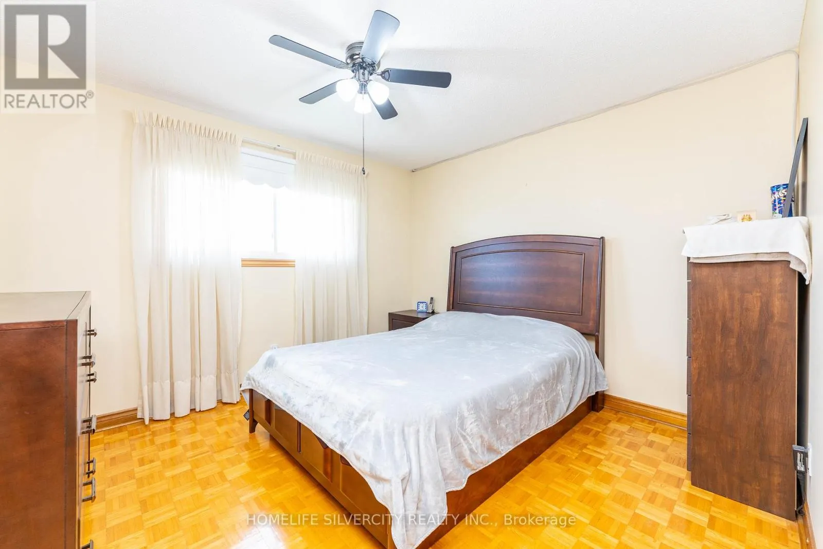 144 JACKMAN CRESCENT