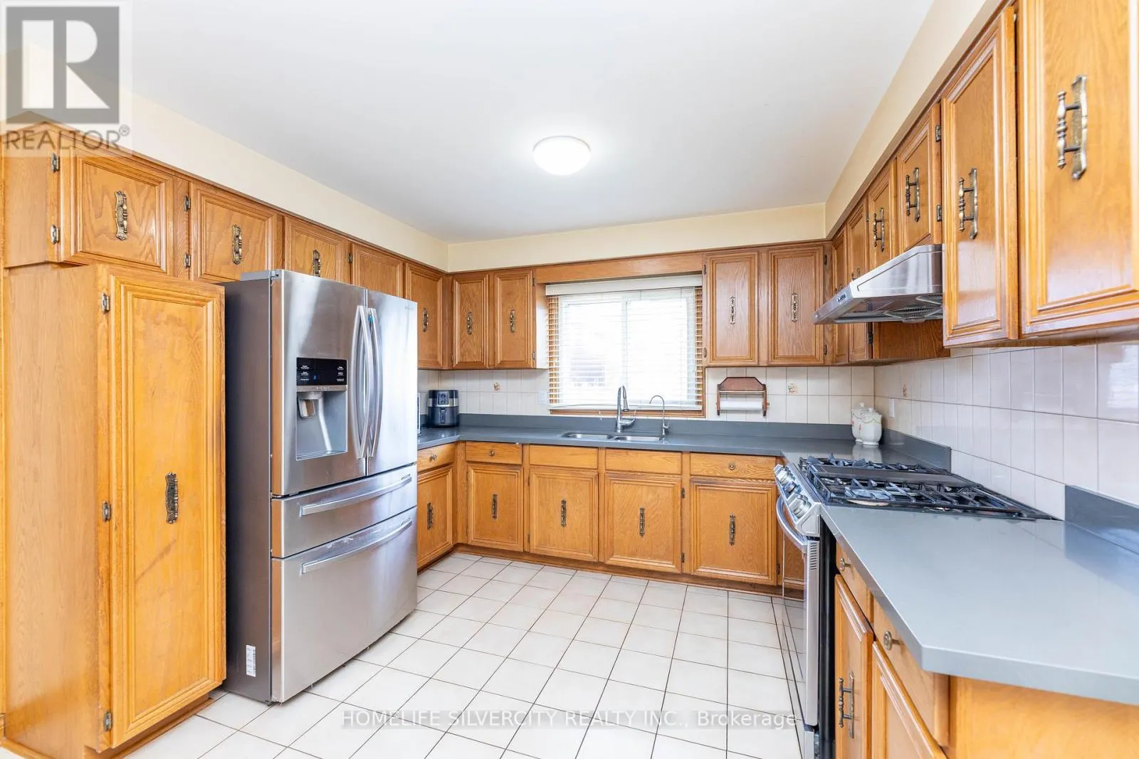 144 JACKMAN CRESCENT