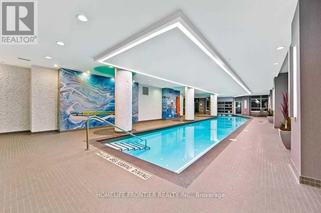 807 - 9201 YONGE STREET