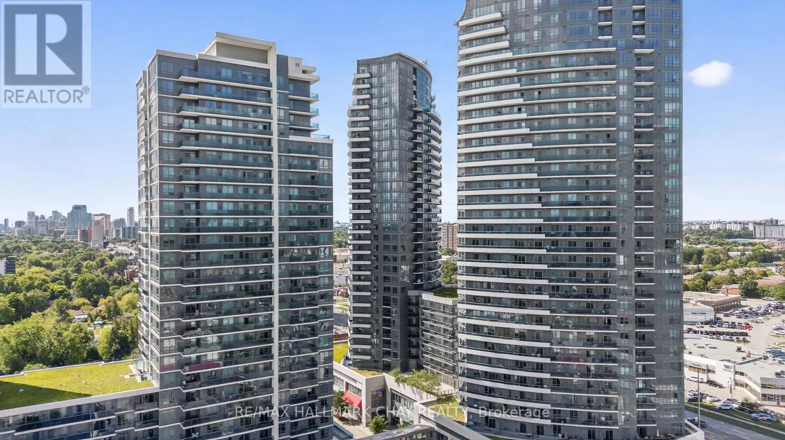 2105 - 7171 YONGE STREET