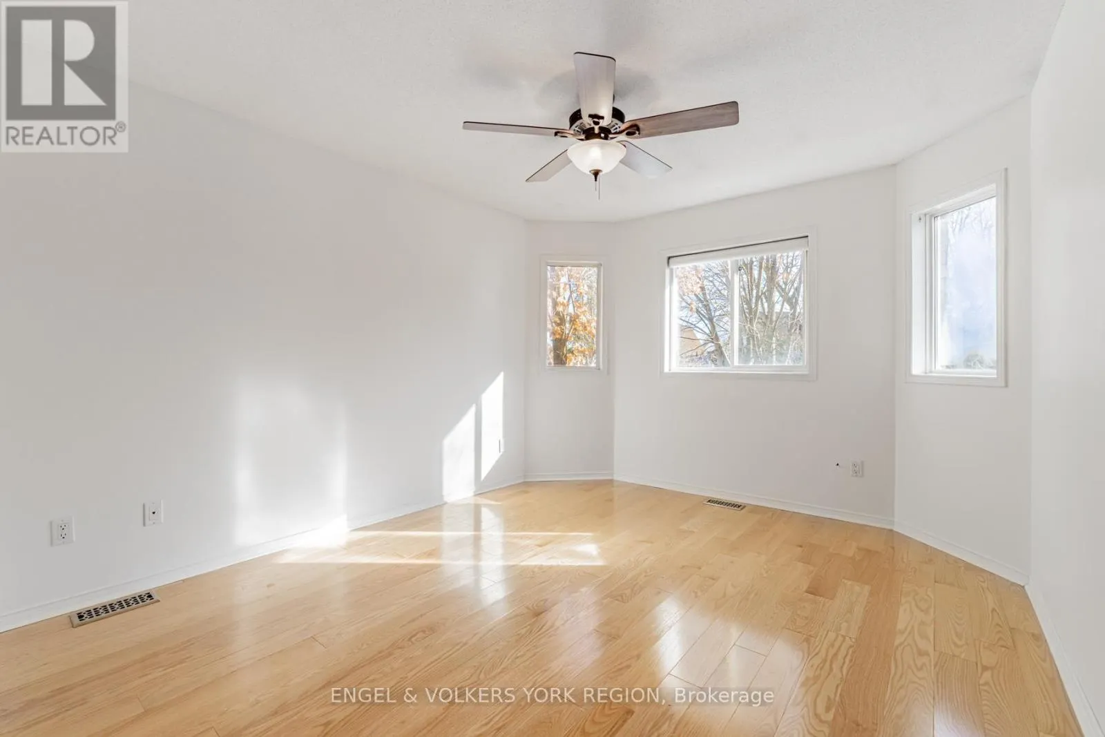130 OLD COLONY ROAD